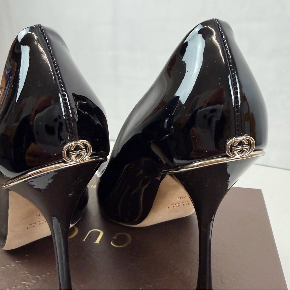Gucci Black Patent Leather Peep Toe Pumps GG Heel‎ Detail Size 36 (US 6) - Picture 6 of 11